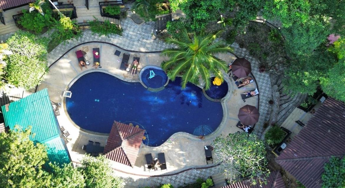 Charming Pool Twin Проживание в семье Patong